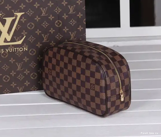 Frstbag ru LOUIS BAG TOILETRY VUITTON 0430